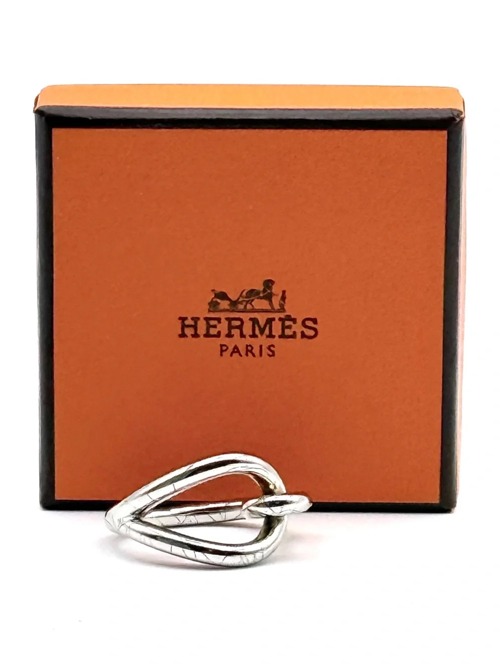 Vintage Hermès Silver Jumbo Scarf Ring with Box - Picture 1 of 10